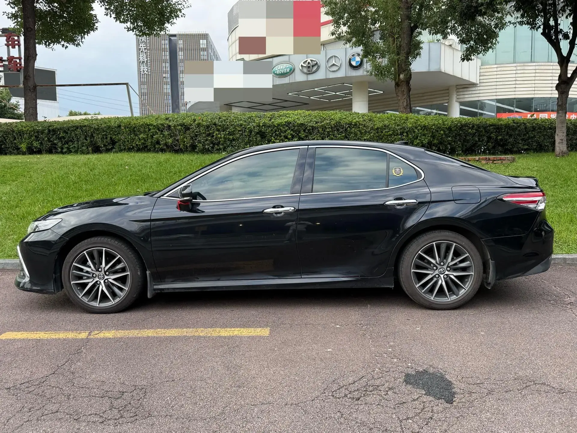 2023 TOYOTA CAMRY thumbnail 2