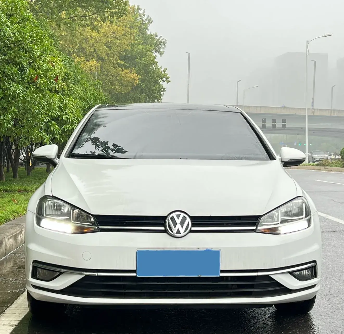 2019 VOLKSWAGEN GOLF thumbnail 2