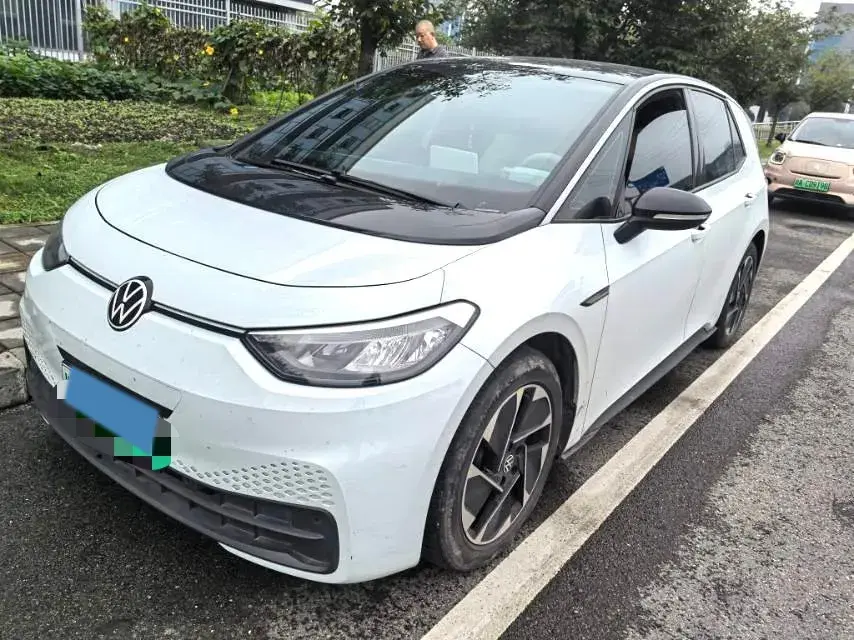 2023 VOLKSWAGEN ID.3 view 1