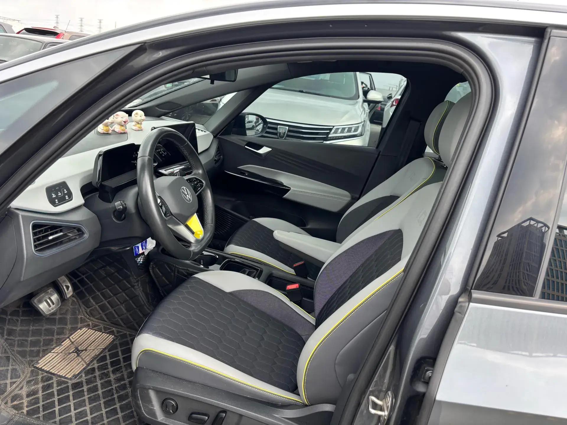 2021 VOLKSWAGEN ID.3 thumbnail 4