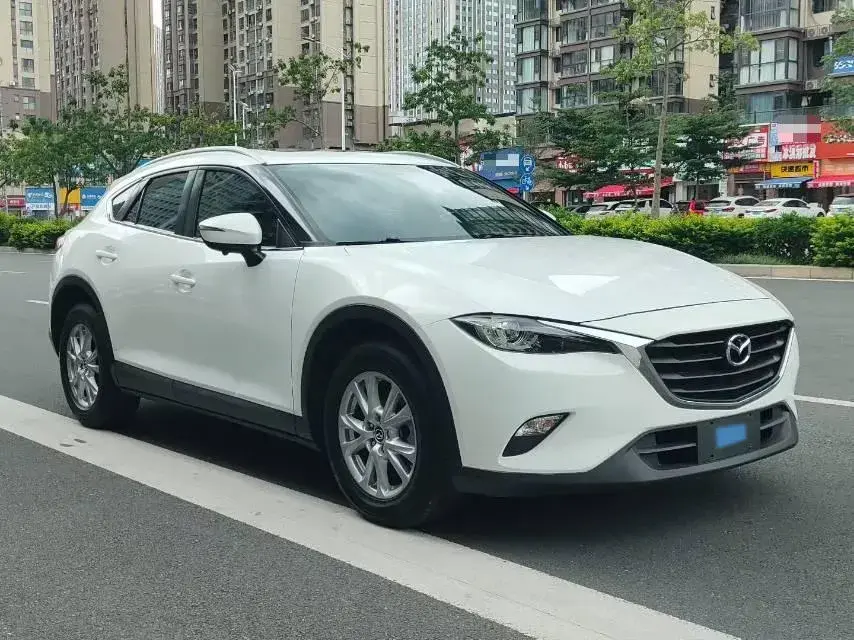2018 MAZDA CX-4 thumbnail 3