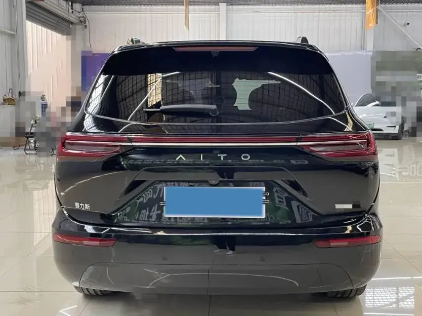 2024 AITO AITO thumbnail 4