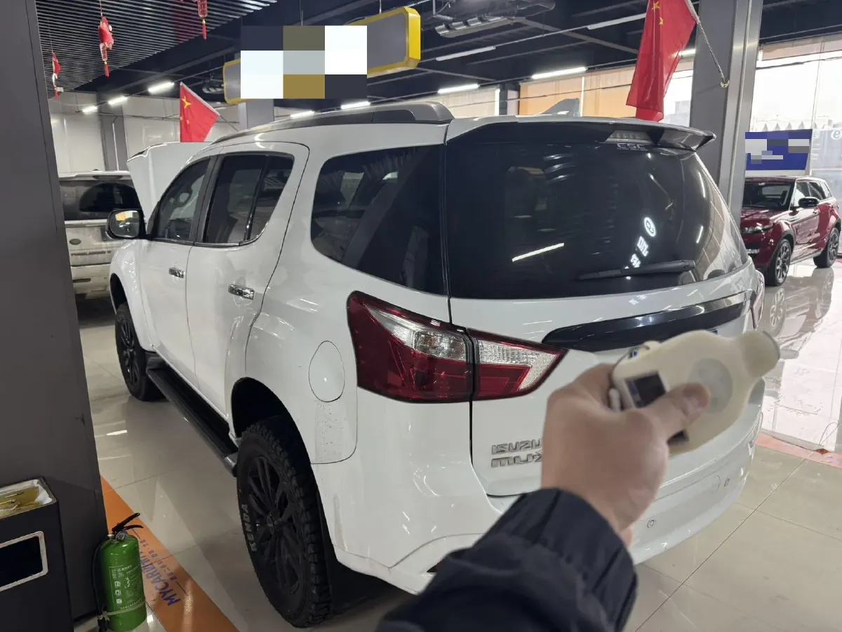 2018 Isuzu Mu-X 1.9T 163HP L4 6AT,autocango,china used car exporter,china ev exporter,chinese used car exporter,chinese used ev exporter