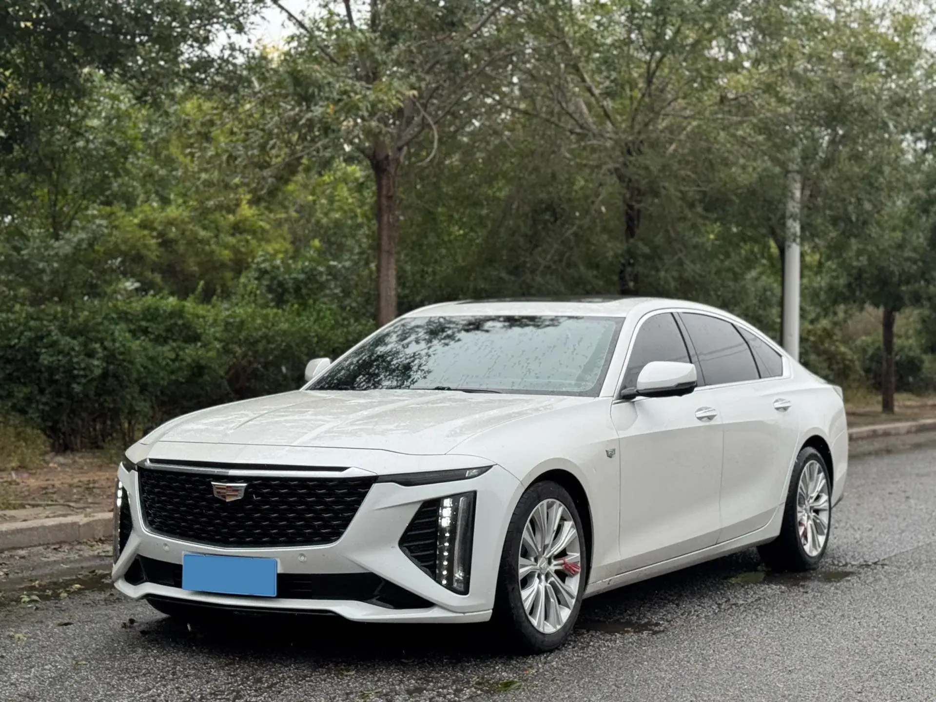 2023 CADILLAC CT6 view 1