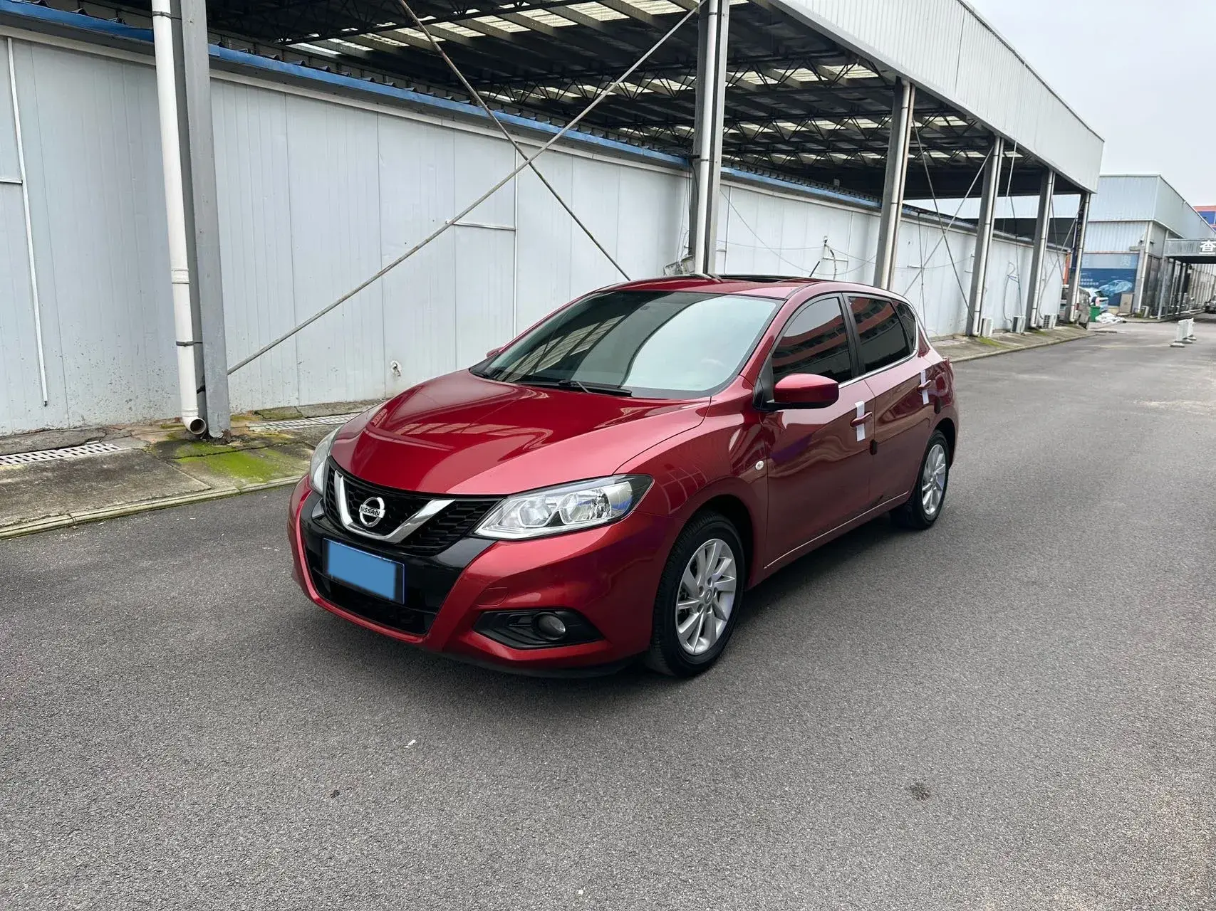 2019 NISSAN TIIDA view 1