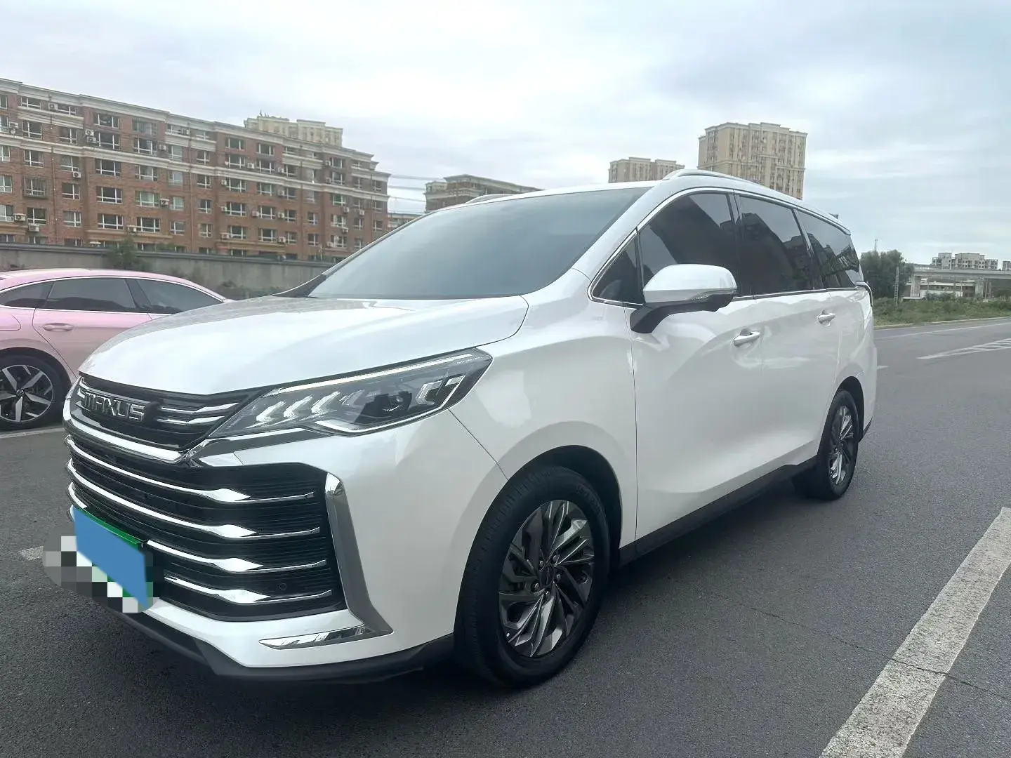 2023 MAXUS G50 view 1