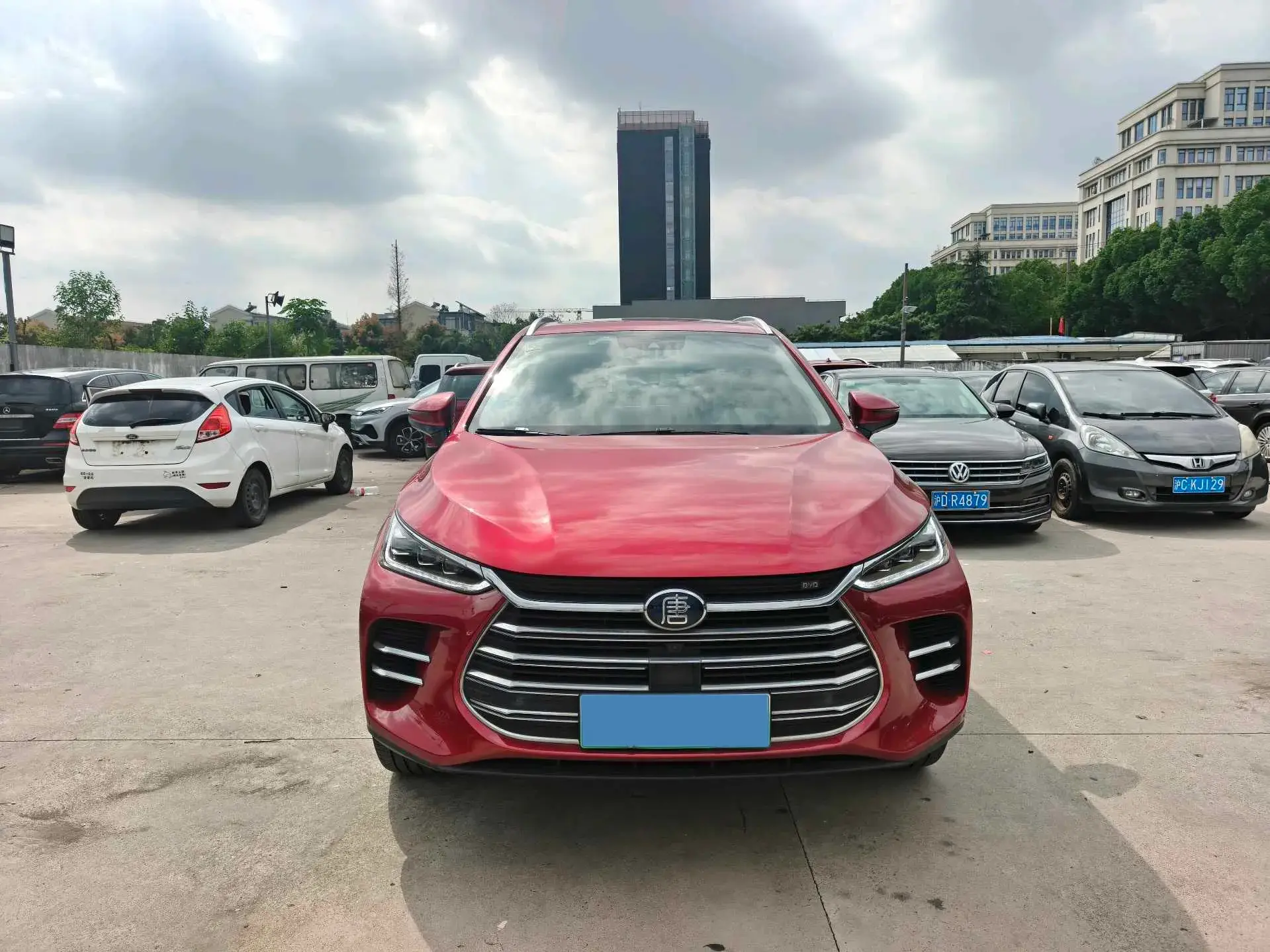 2018 BYD TANG thumbnail 2