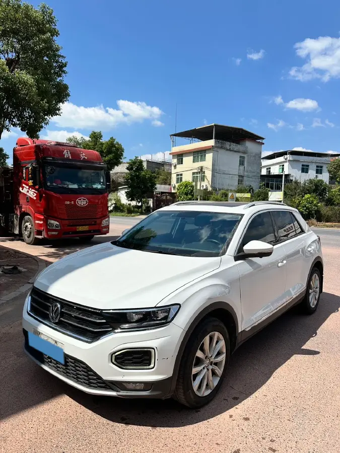 2020 Volkswagen T-Roc 1.4T 131HP L4 7DCT