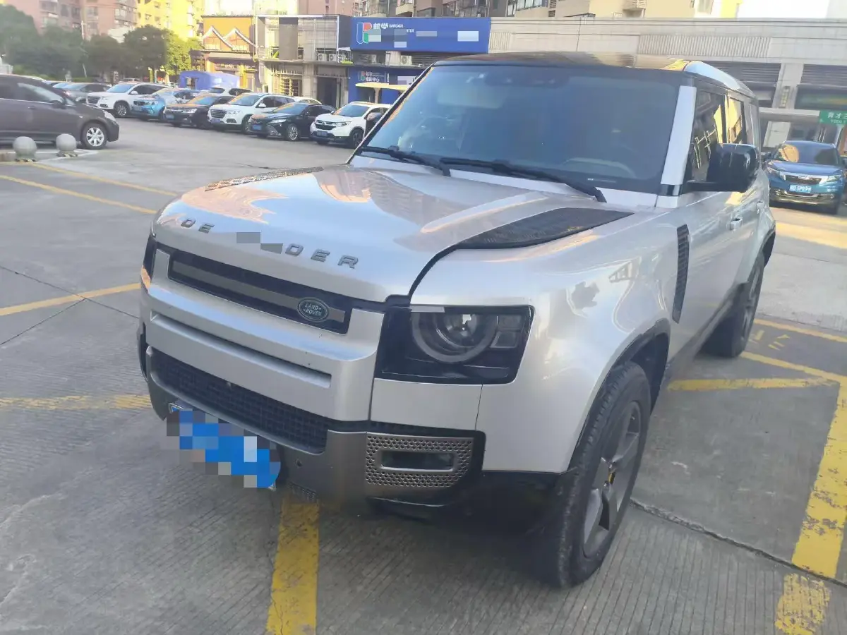 2021 Land Rover Defender 3.0T 400HP L6 8AT