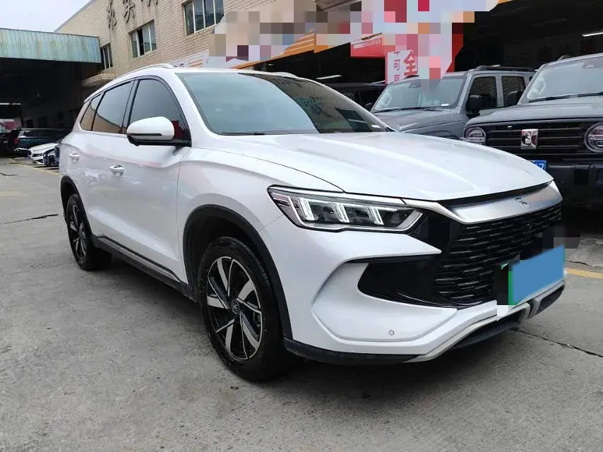 2024 BYD SONG thumbnail 3