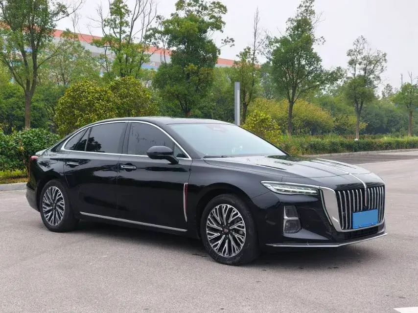 2023 HONGQI H5 thumbnail 2