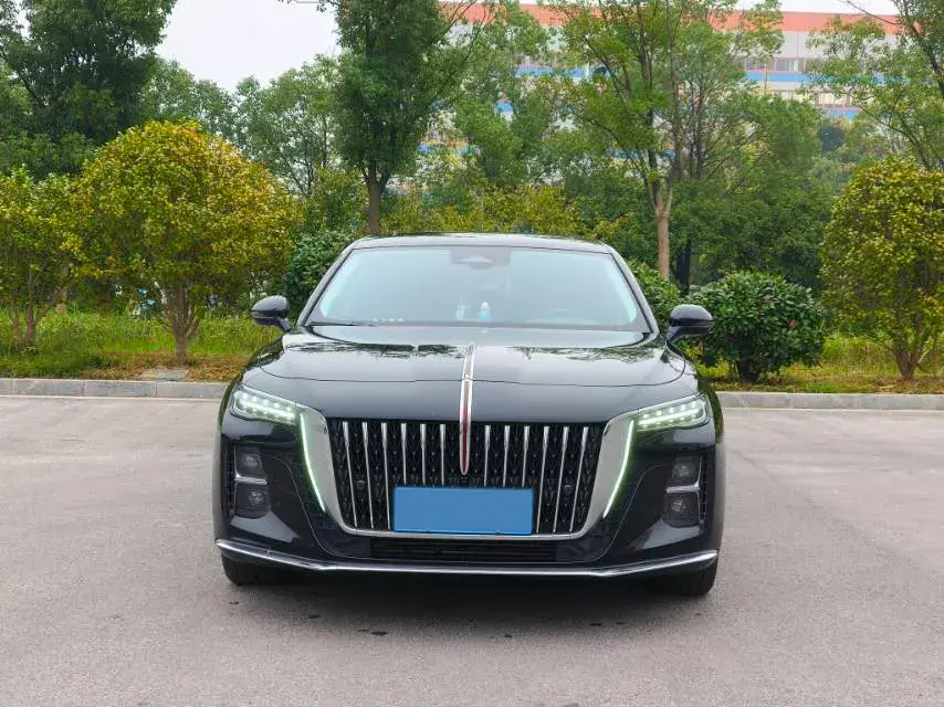 2023 HONGQI H5 thumbnail 3