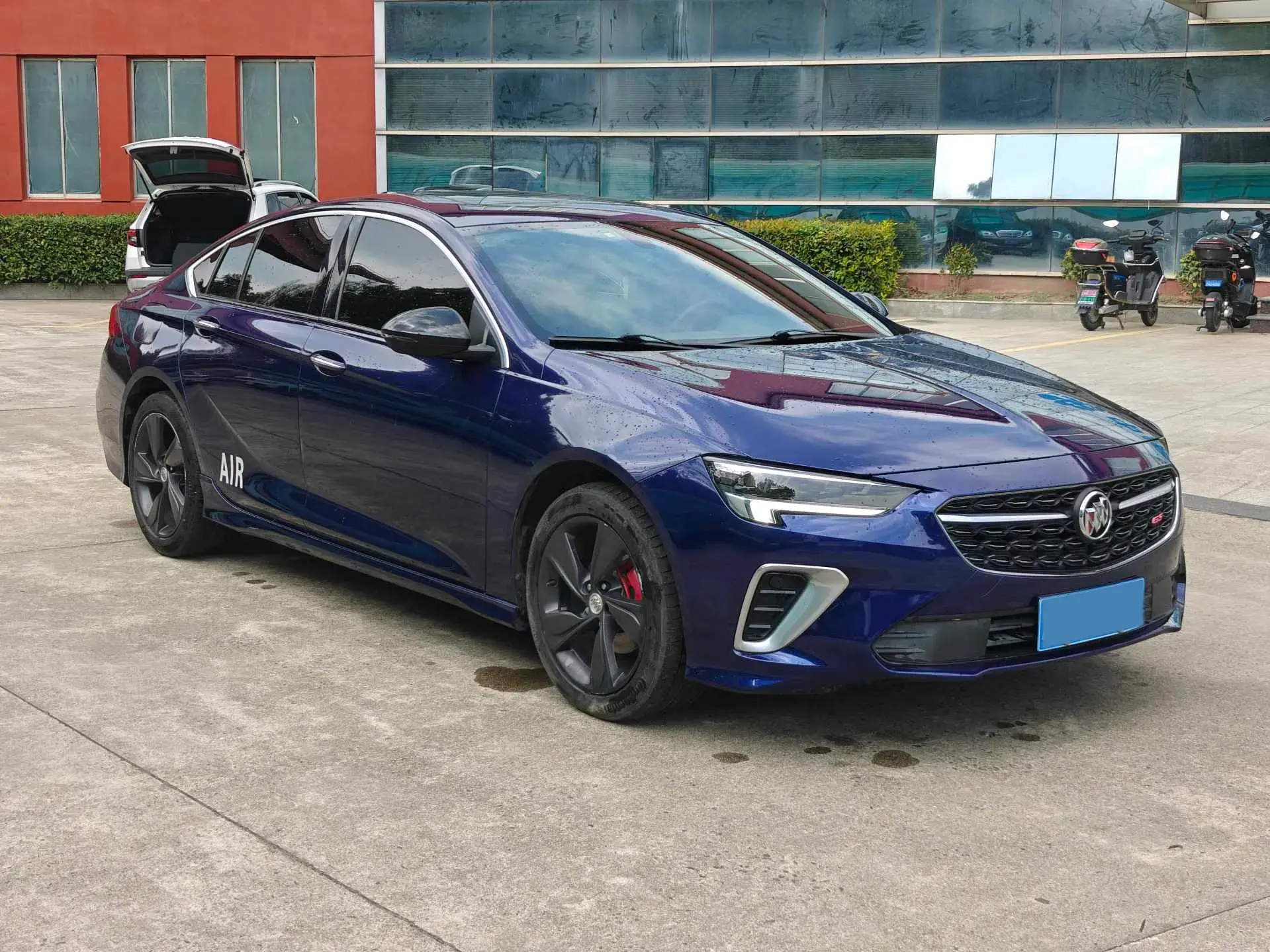 2020 BUICK REGAL thumbnail 3