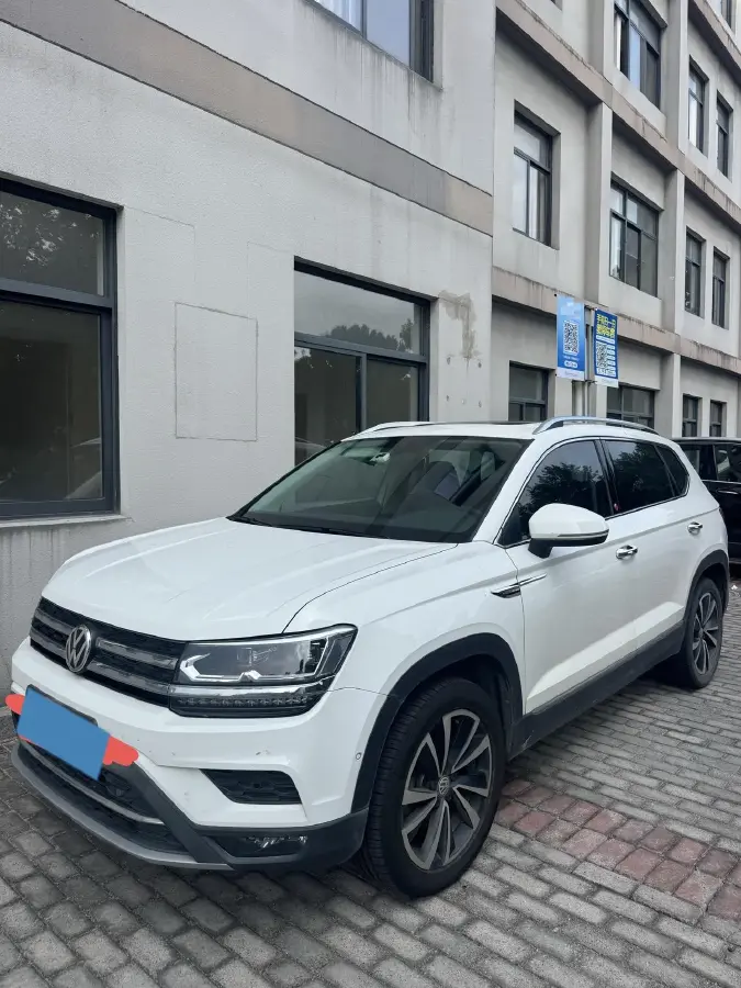 2020 Volkswagen Tharu 2.0T 186HP L4 7DCT