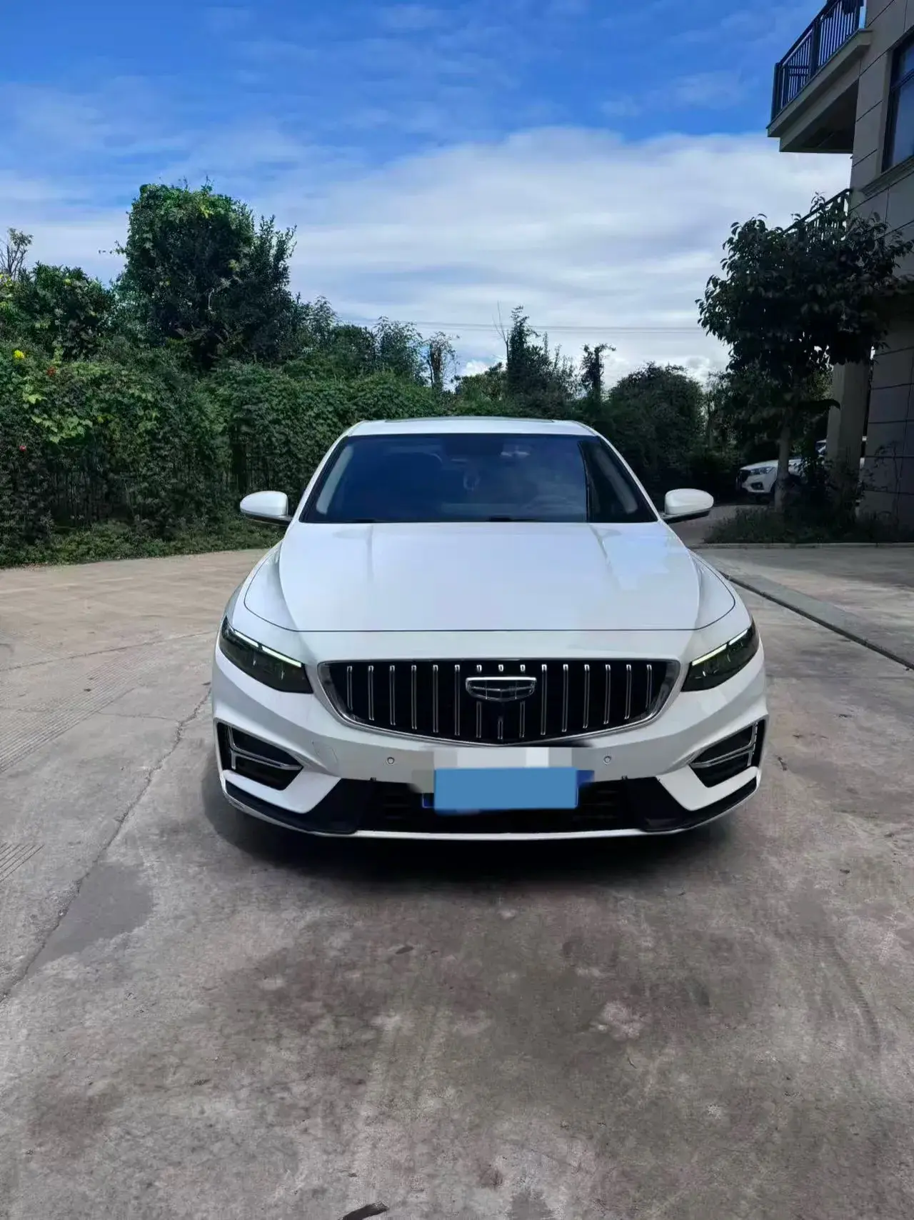 2023 GEELY PREFACE thumbnail 2