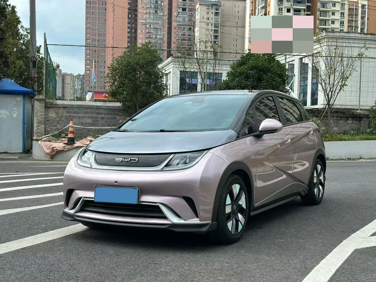 2021 BYD DOLPHIN view 1