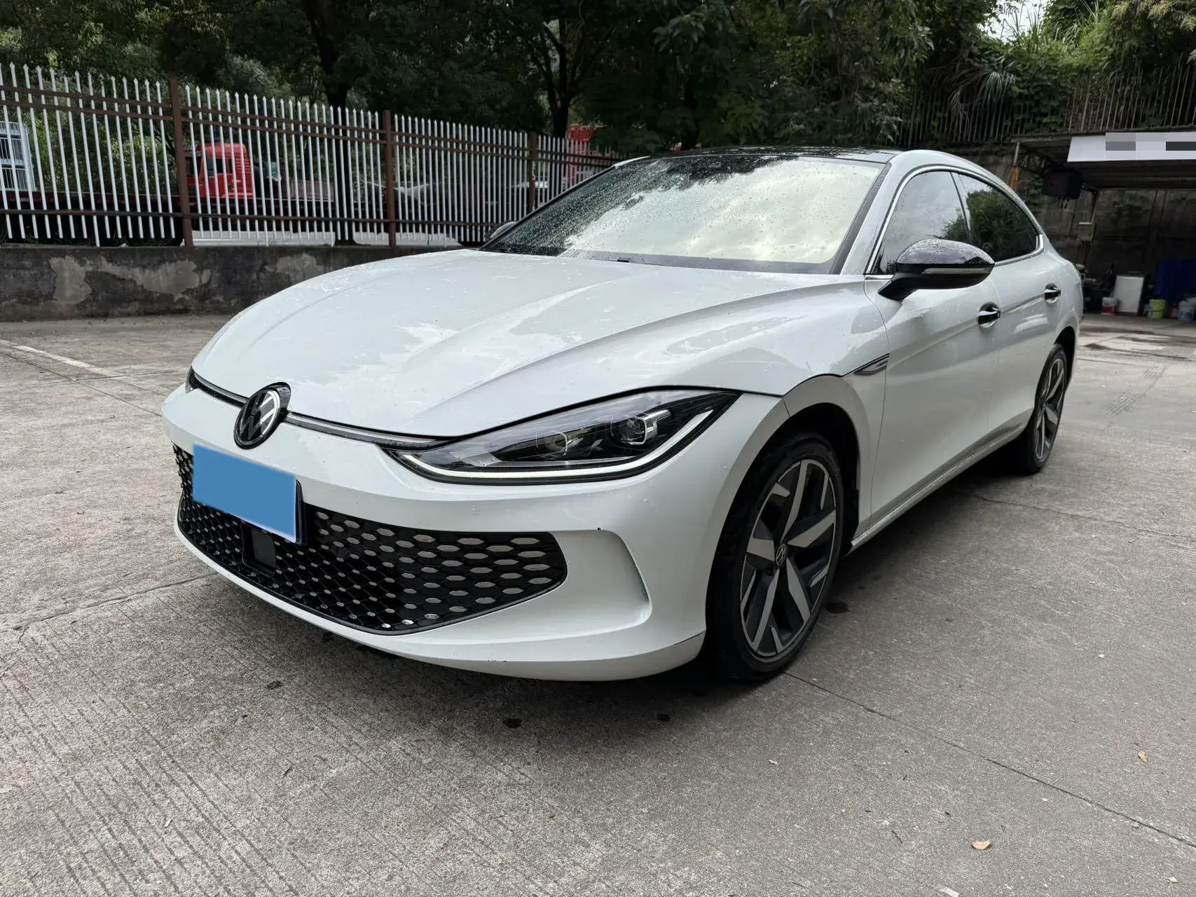 2024 VOLKSWAGEN LAMANDO view 1