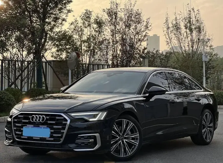 2024 Audi A6L 2.0T 245HP L4 7DCT