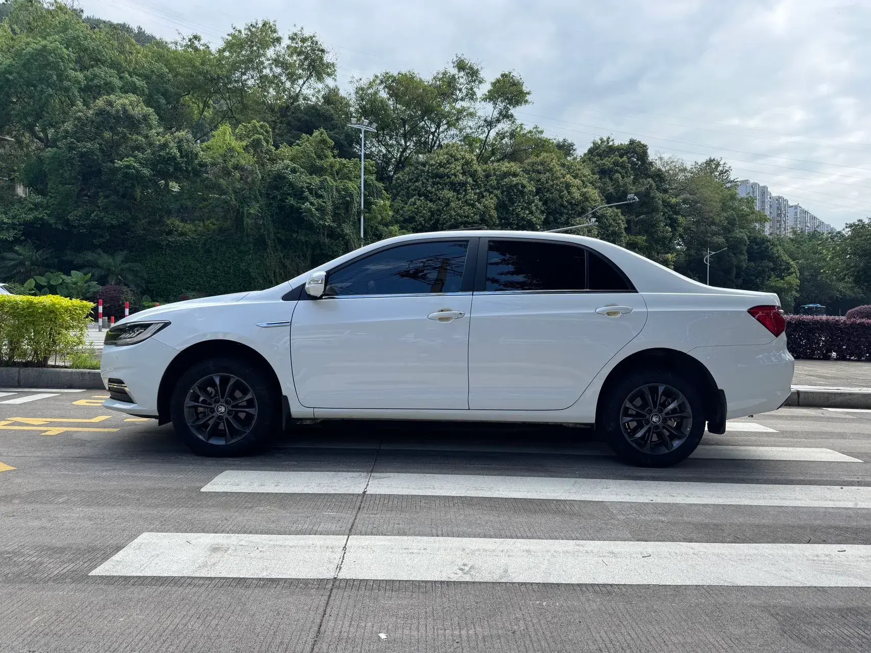 2021 BYD QIN thumbnail 3