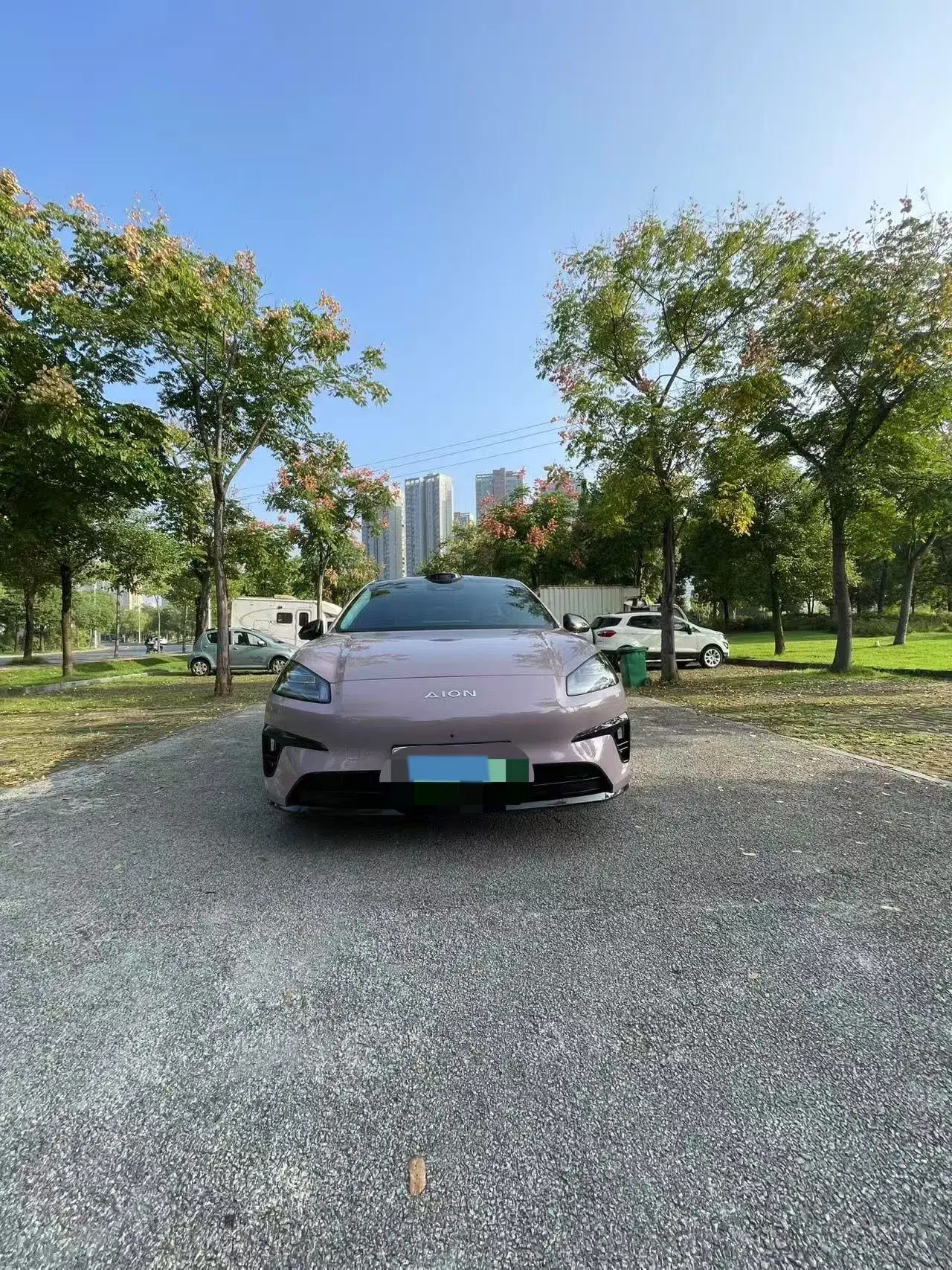 2025 AION AION thumbnail 4