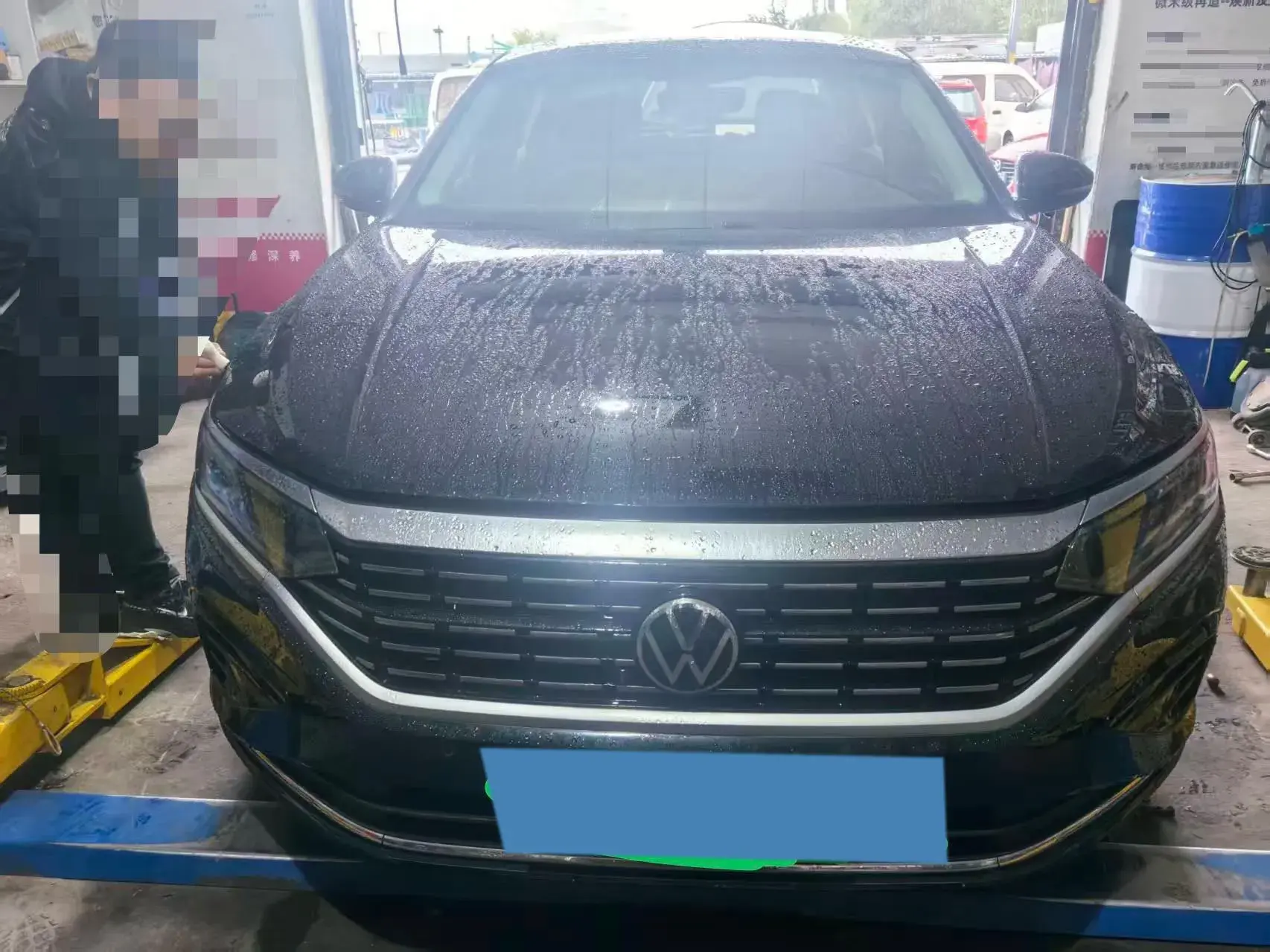 2022 VOLKSWAGEN PASSAT thumbnail 2