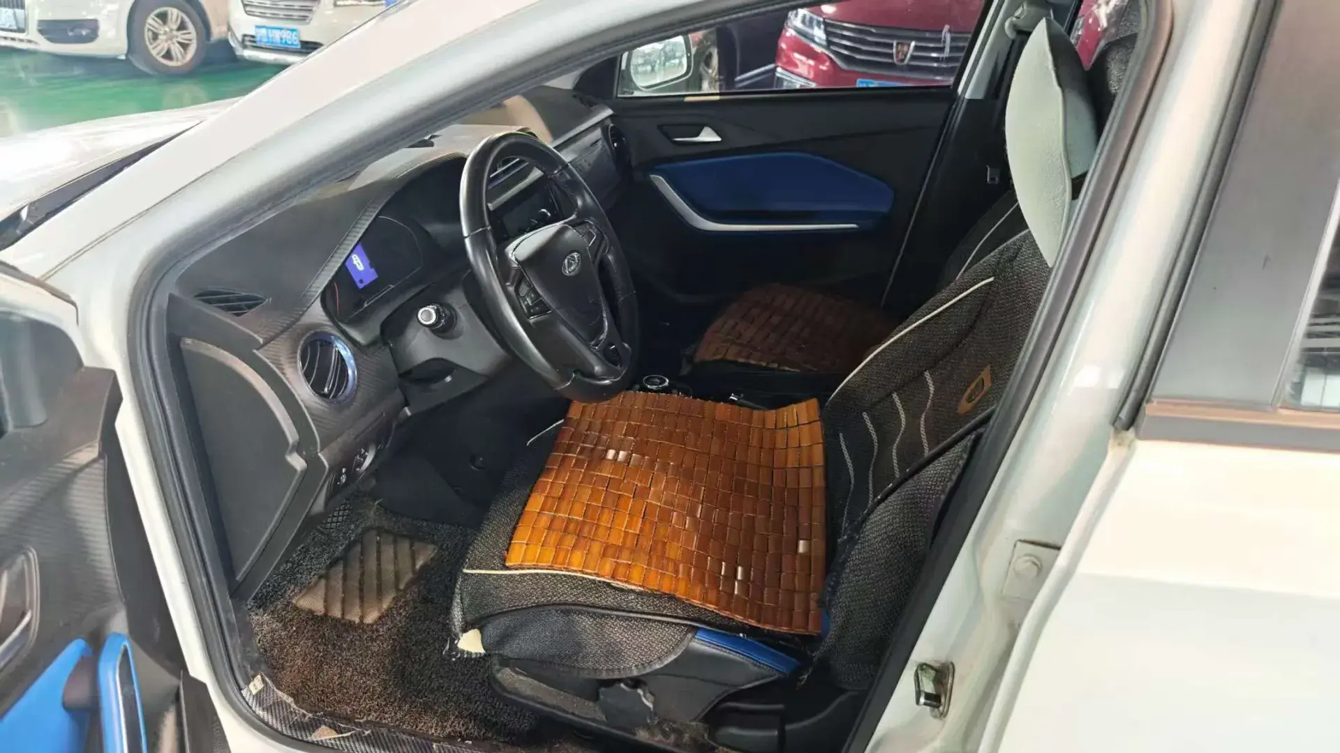 2018 CHERY EV thumbnail 3