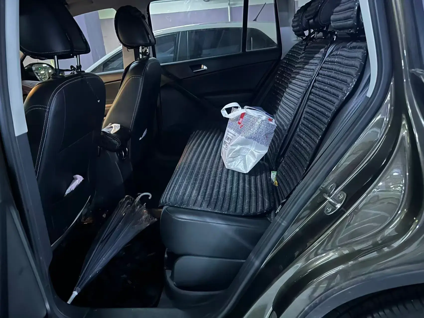 2016 VOLKSWAGEN TIGUAN thumbnail 4