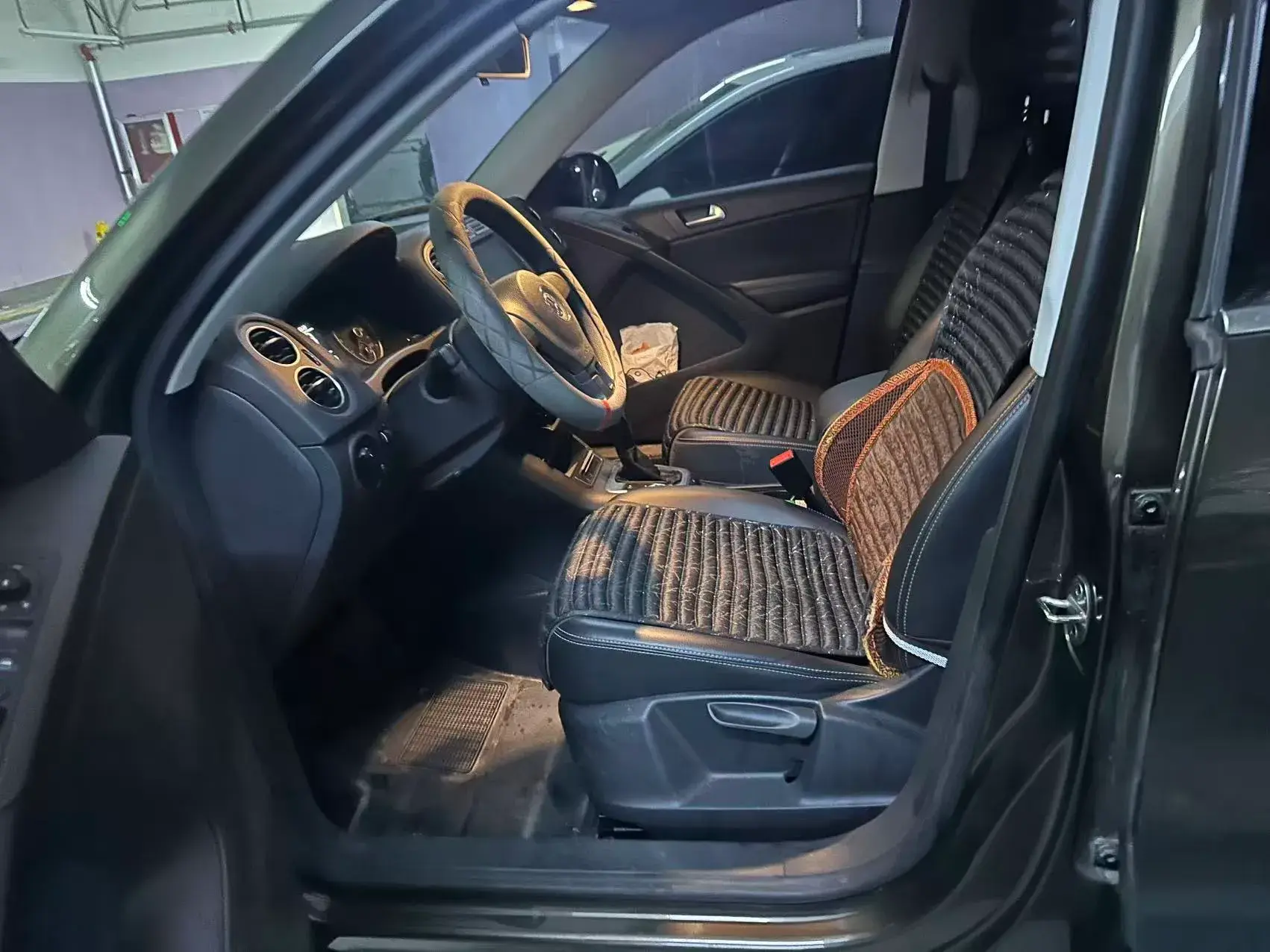 2016 VOLKSWAGEN TIGUAN thumbnail 2