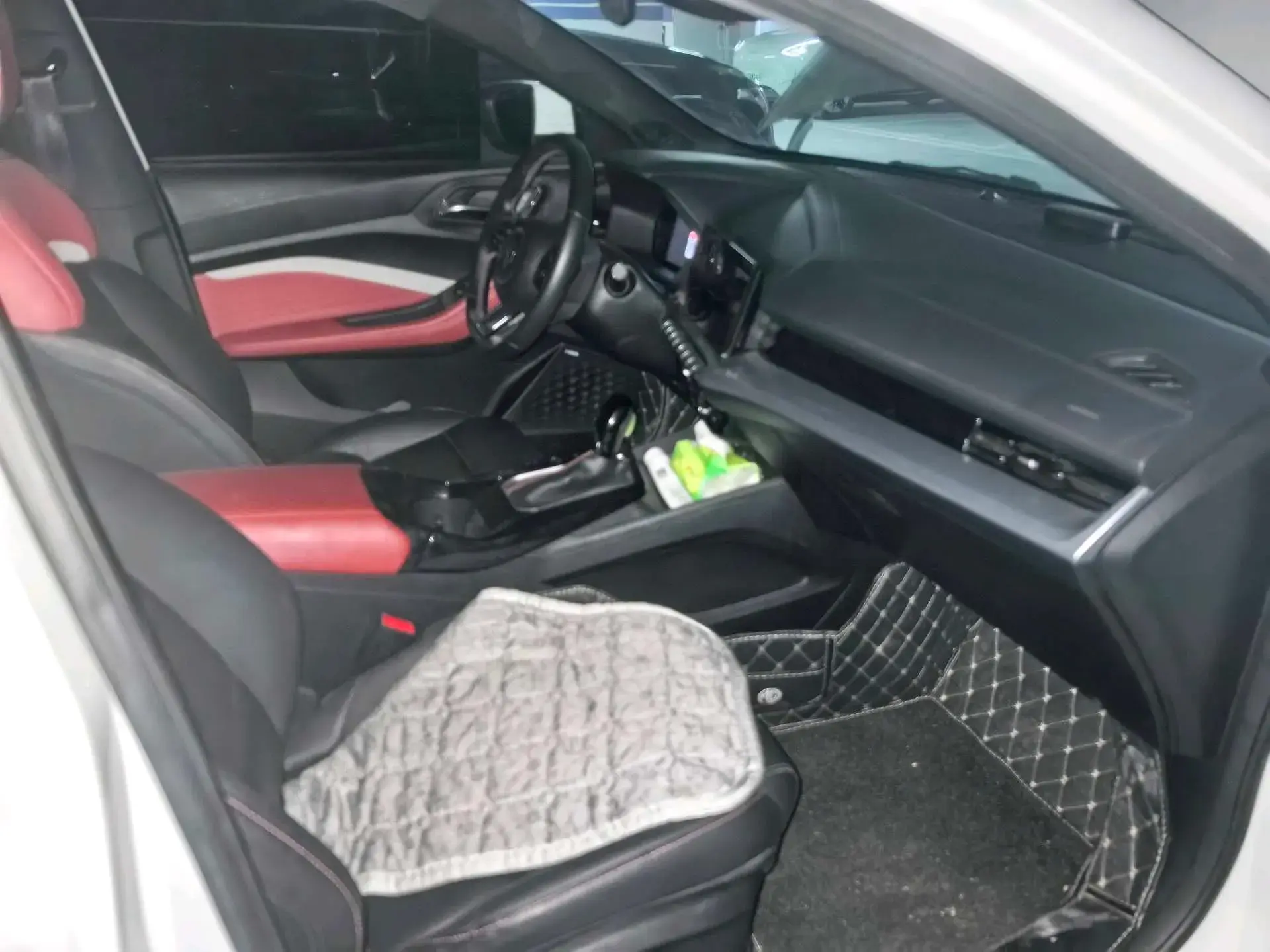 2022 MG 5 thumbnail 3