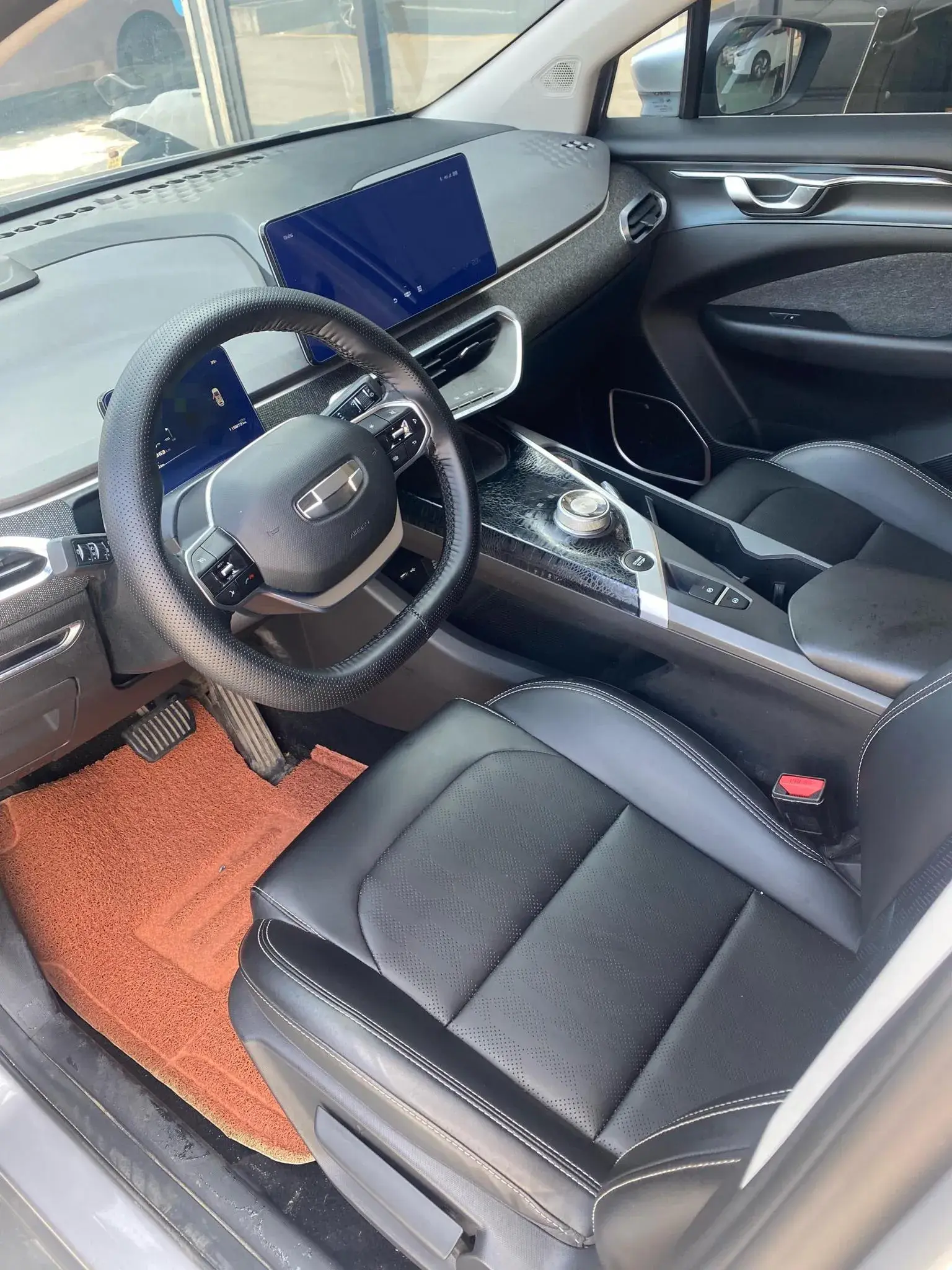 2020 GEOMETRY C thumbnail 3