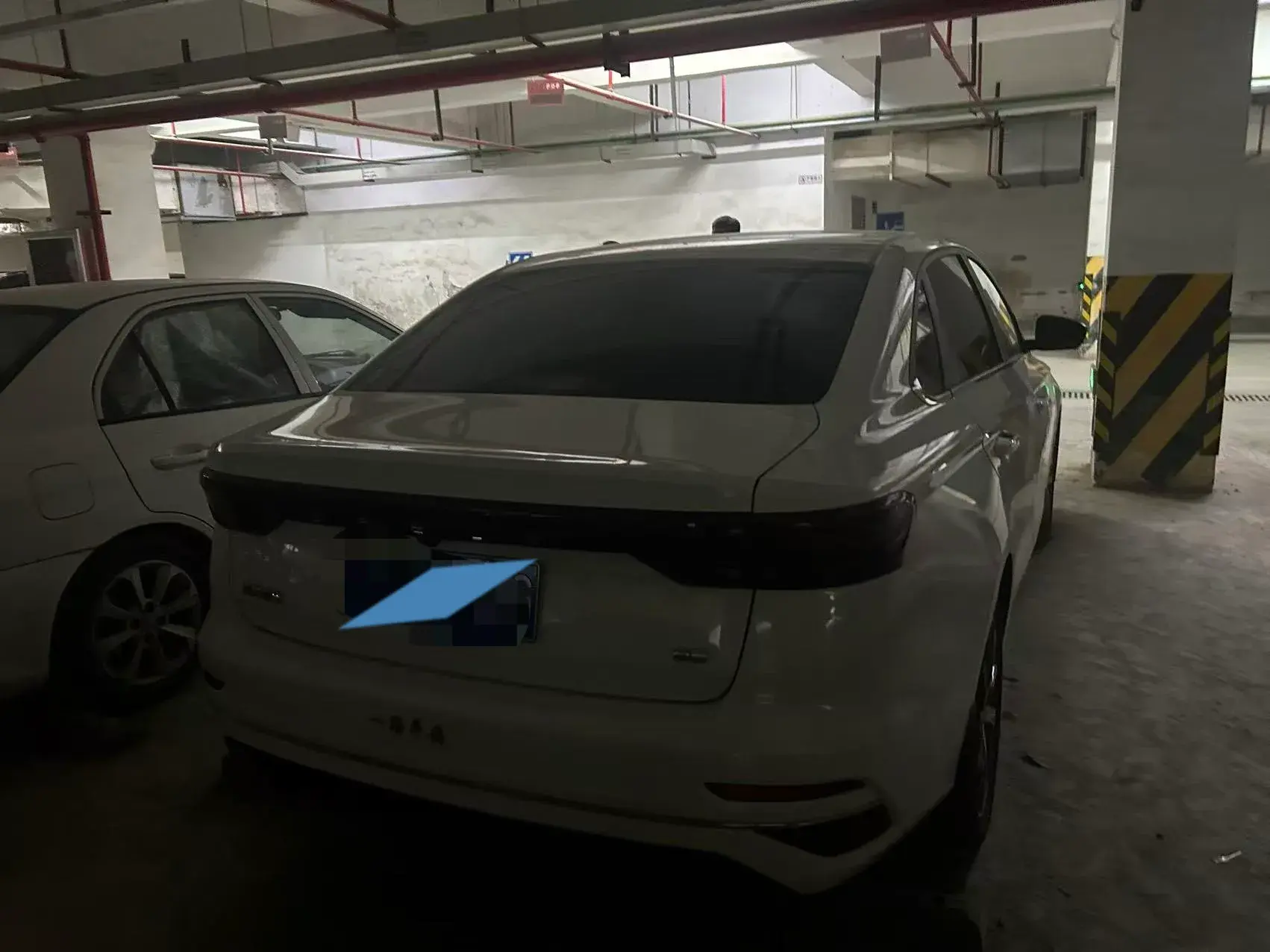 2023 GEELY EMGRAND thumbnail 4