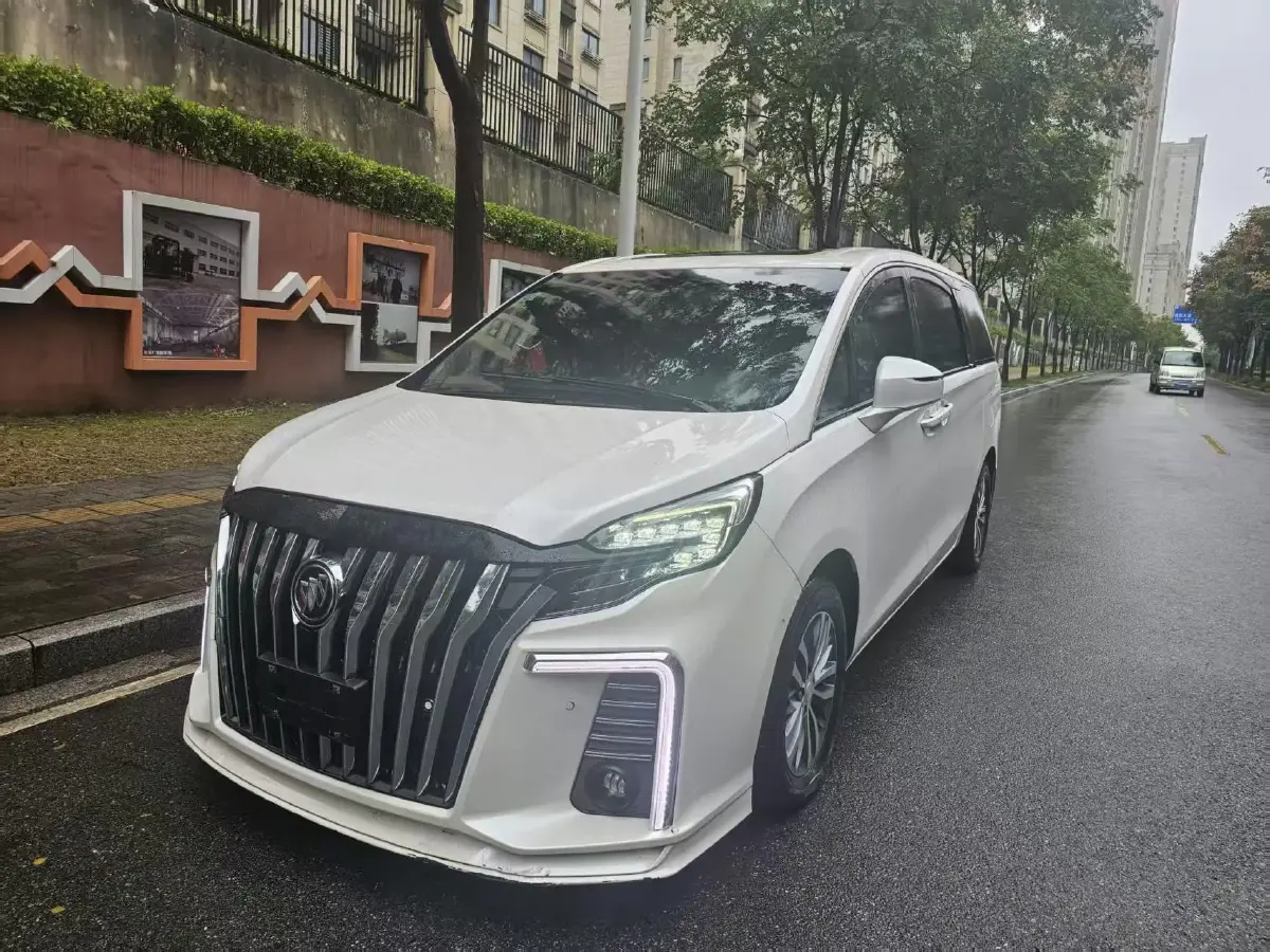 2021 Buick GL8 2.0T 237HP L4 9AT