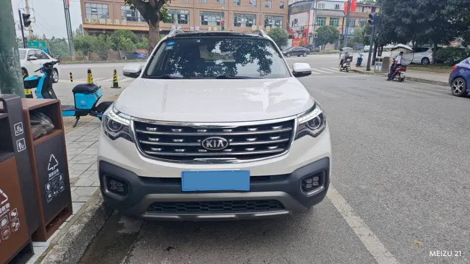 2018 KIA SPORTAGE thumbnail 2