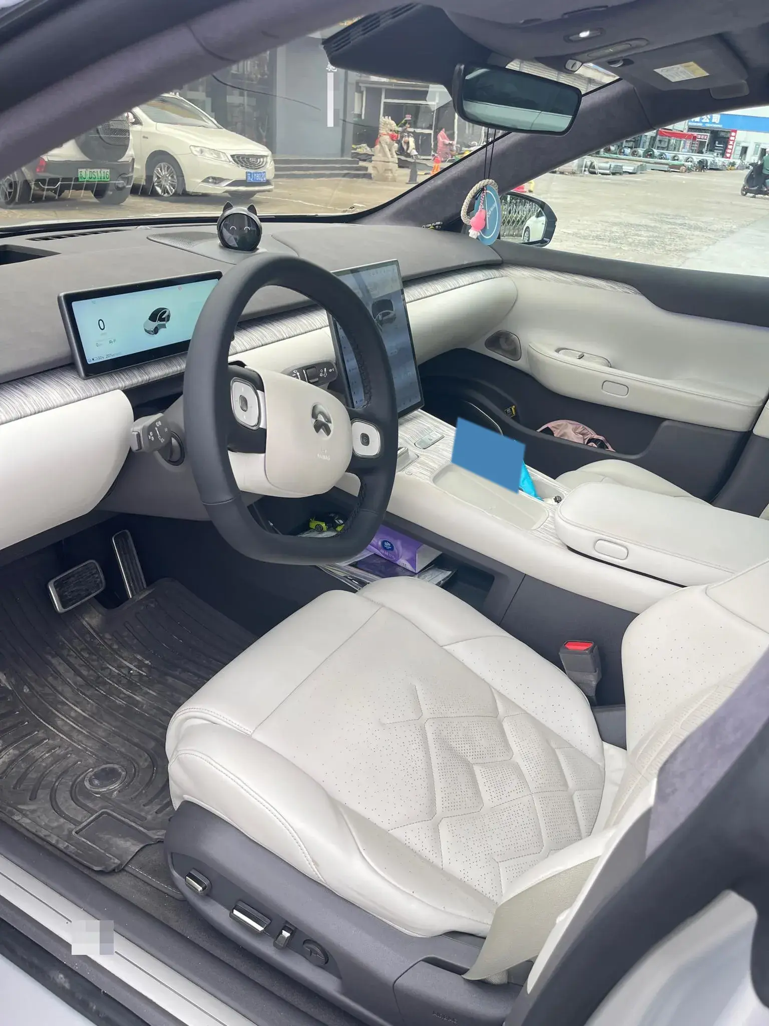 2021 VOLKSWAGEN ID.6 thumbnail 4