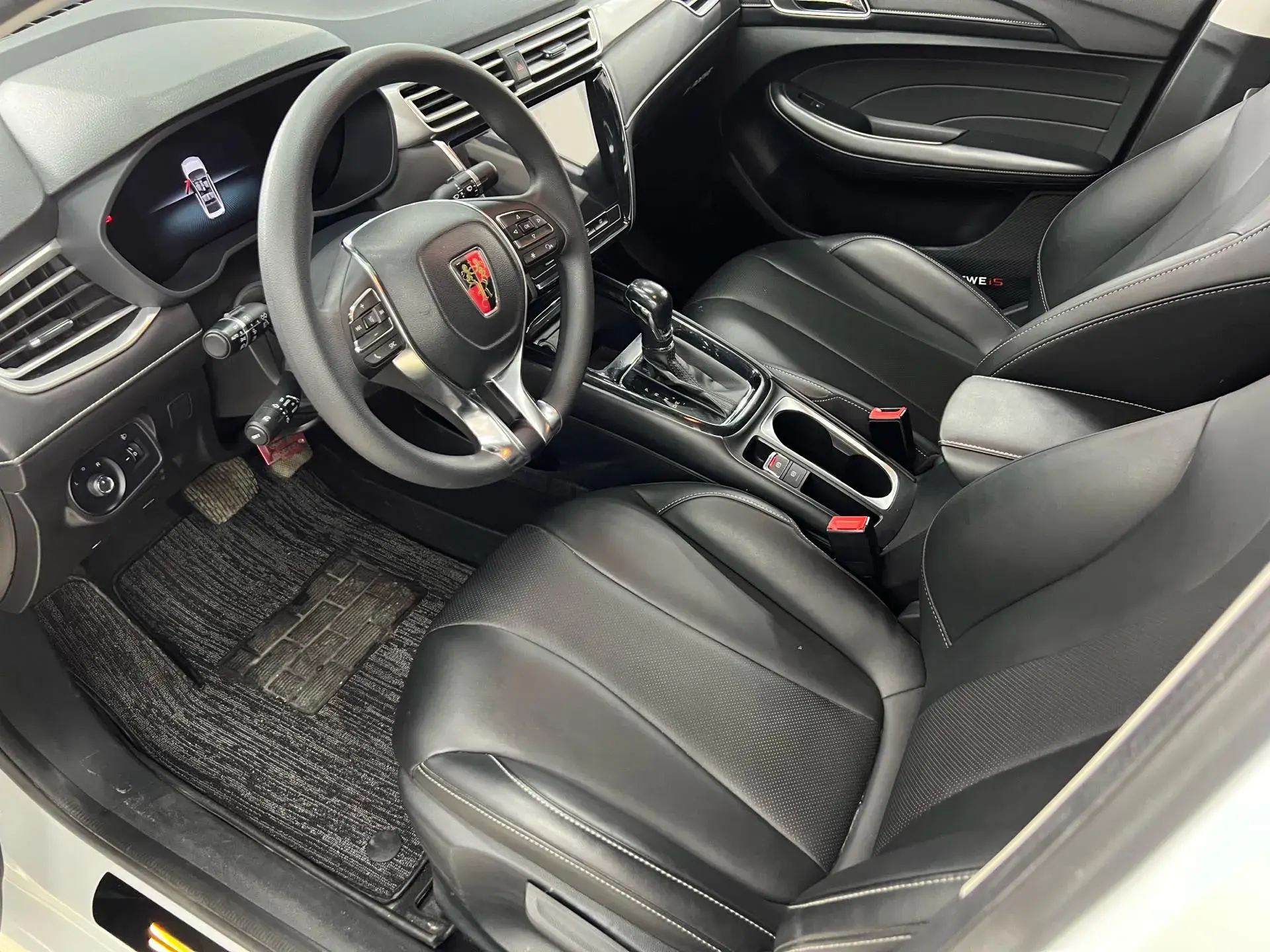 2019 ROEWE I5 thumbnail 4