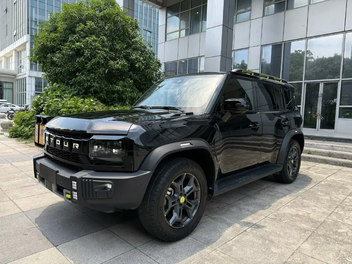 2025 Jetour Traveller 2.0T 254HP L4 7DCT