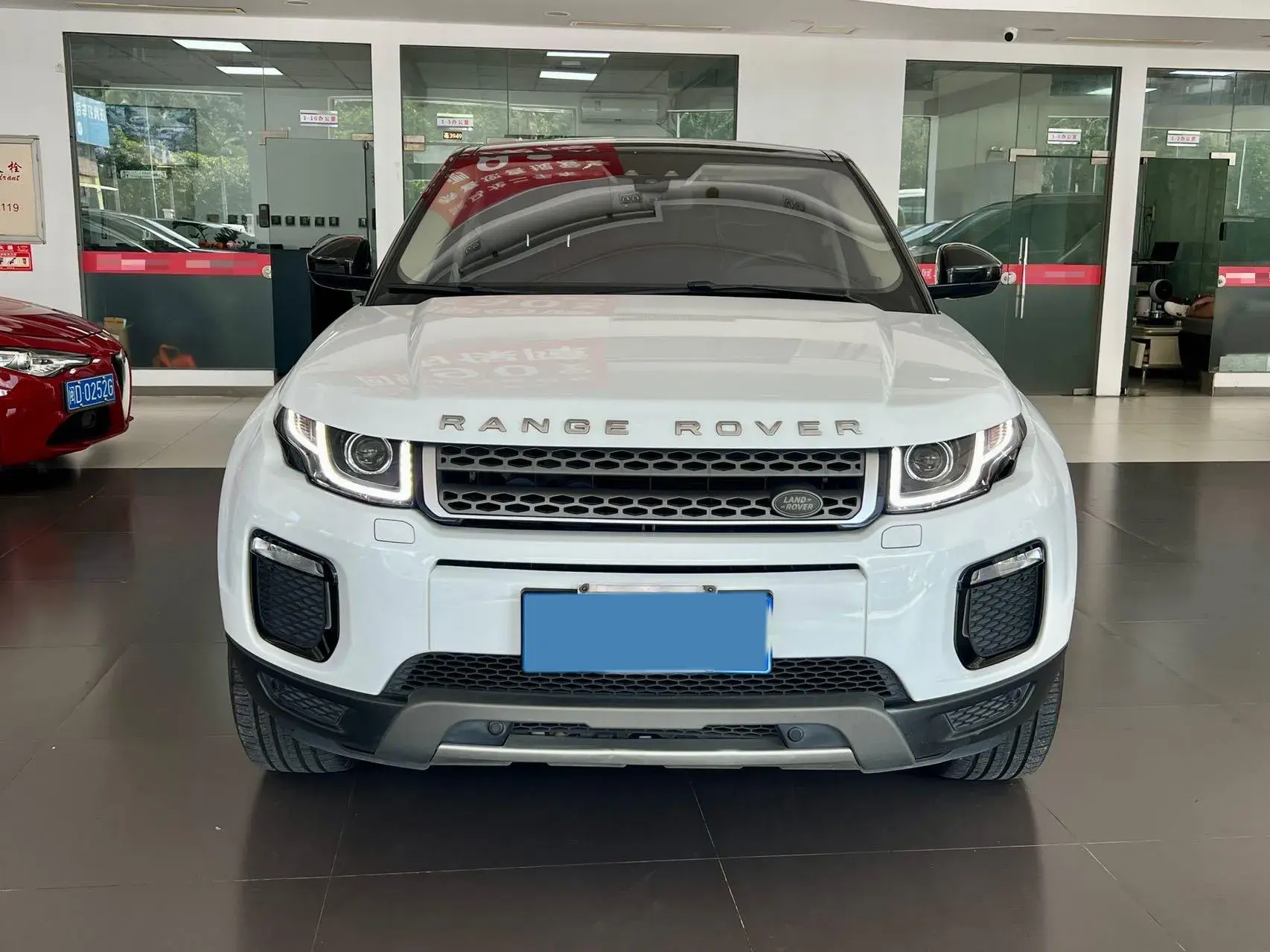 2018 LAND ROVER thumbnail 2