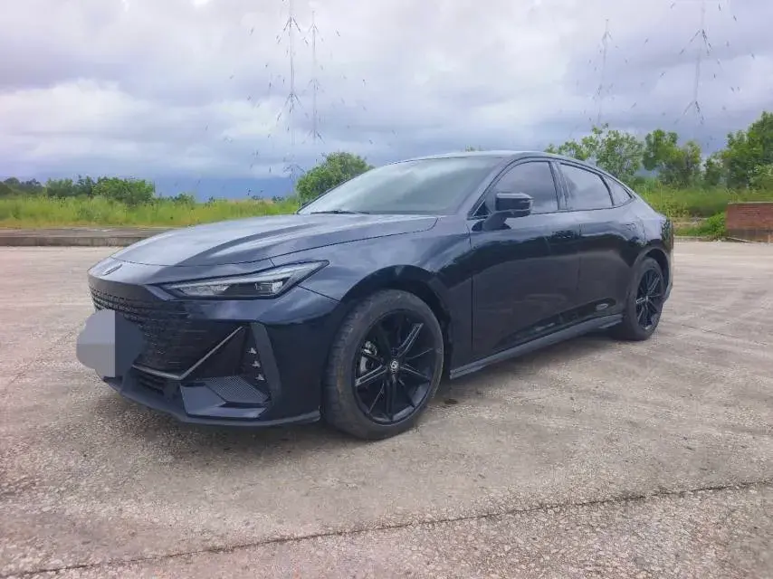 2022 ChangAn UNI-V 1.5T 188HP L4 7DCT