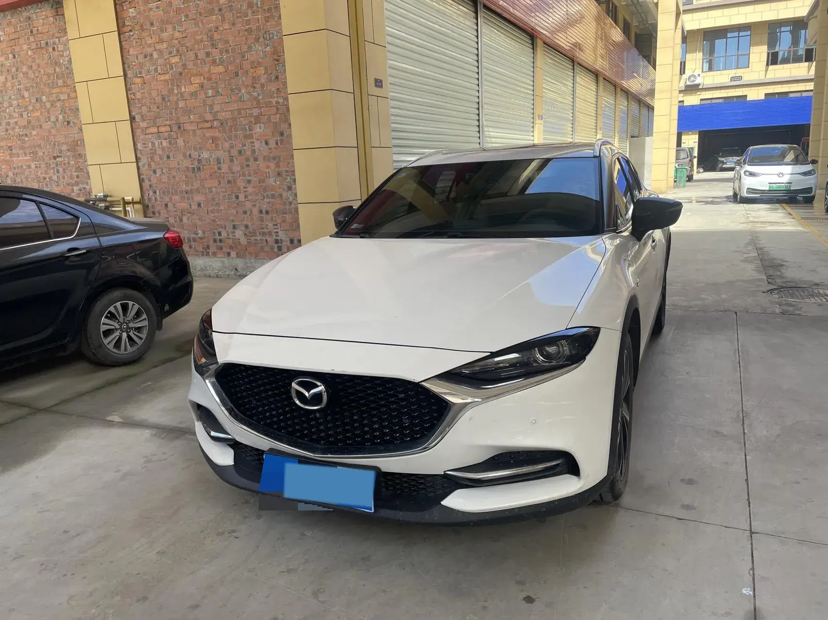 2020 MAZDA CX-4 thumbnail 2