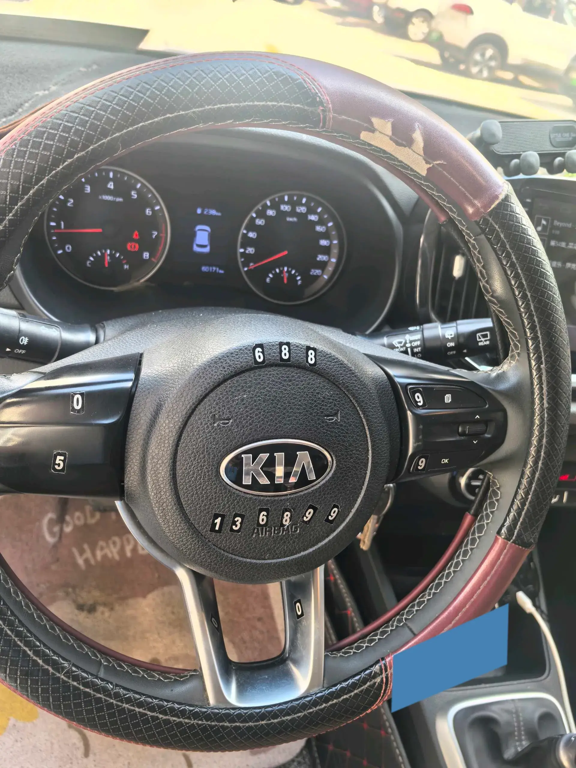 2019 KIA KX1 thumbnail 4