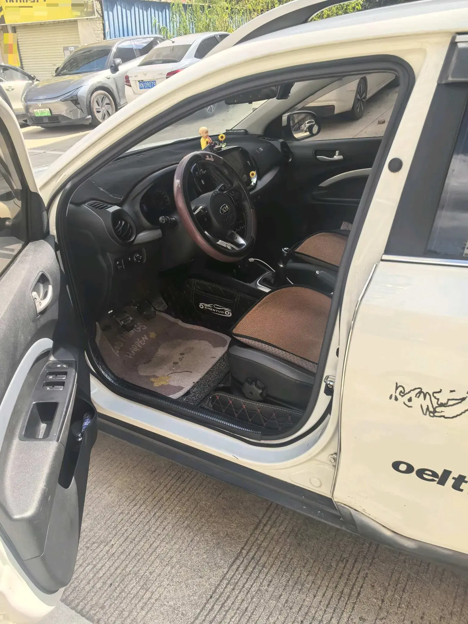 2019 KIA KX1 thumbnail 3