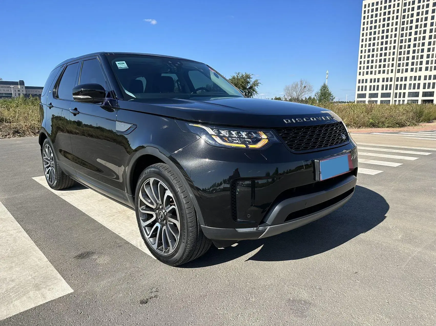 2017 LAND ROVER thumbnail 3
