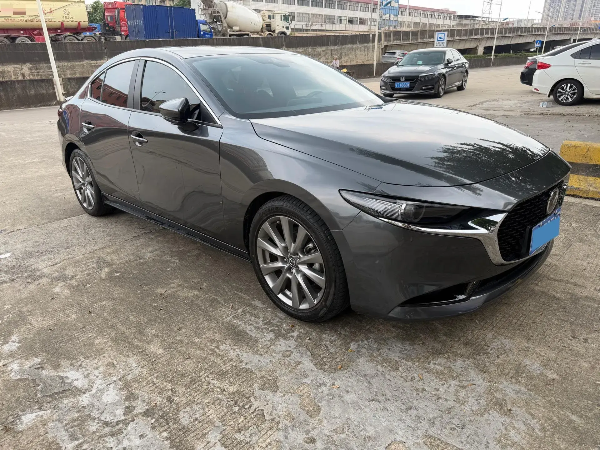 2022 MAZDA 3 thumbnail 2