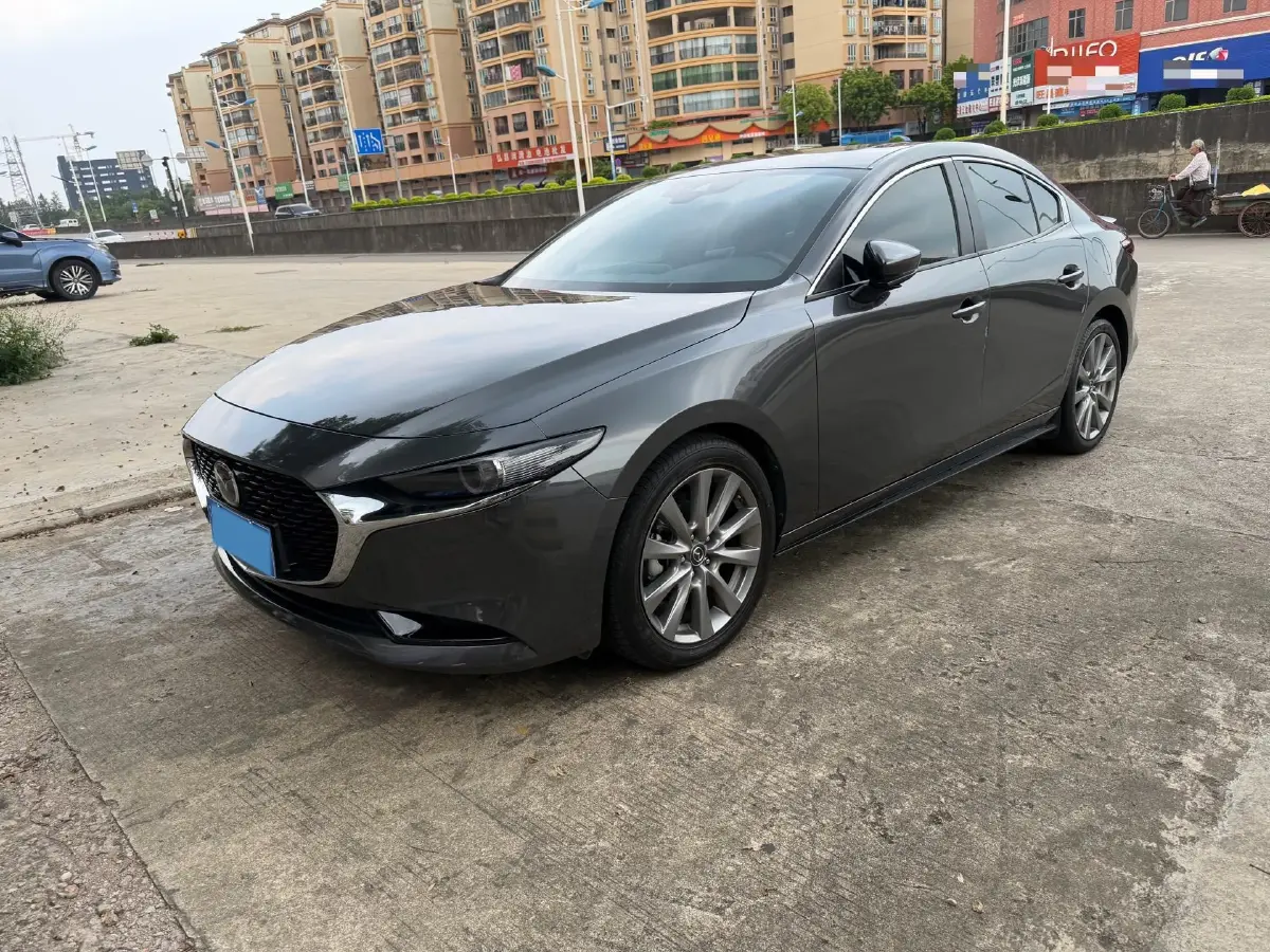 2022 Mazda 3 Axela 2.0L 158HP L4 6AT
