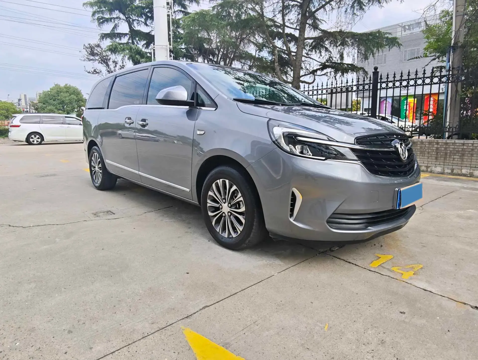 2021 BUICK GL8 thumbnail 2