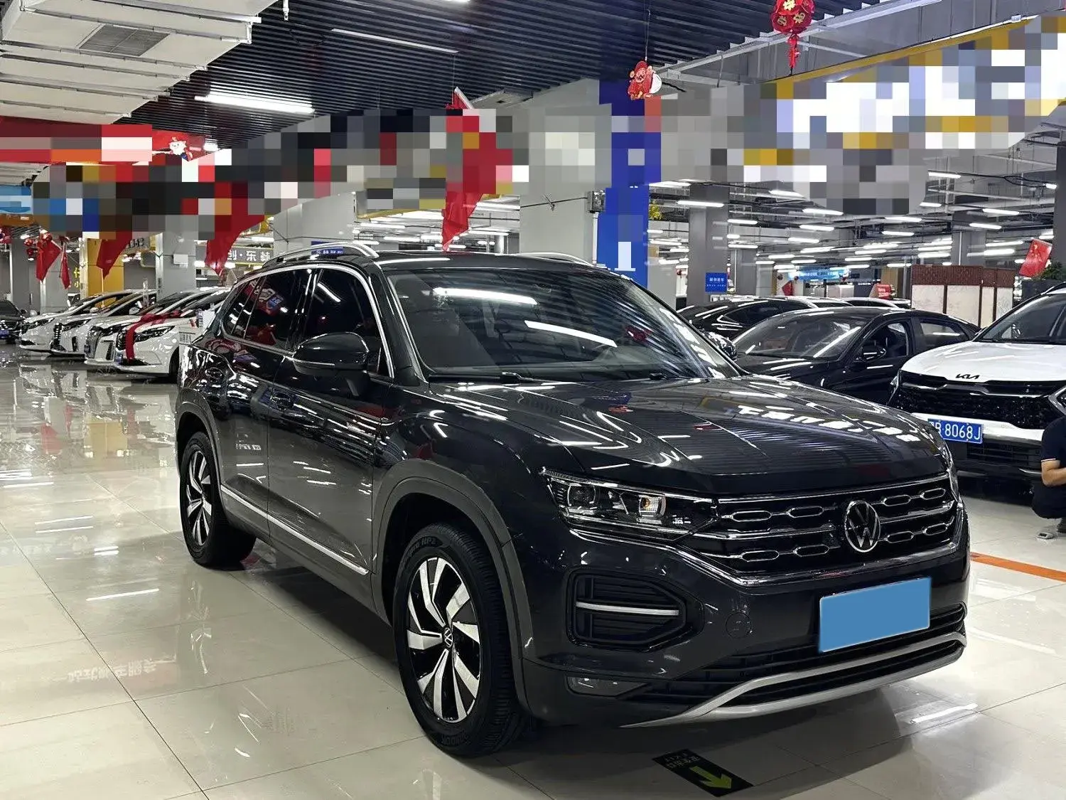 2022 VOLKSWAGEN TAYRON thumbnail 3