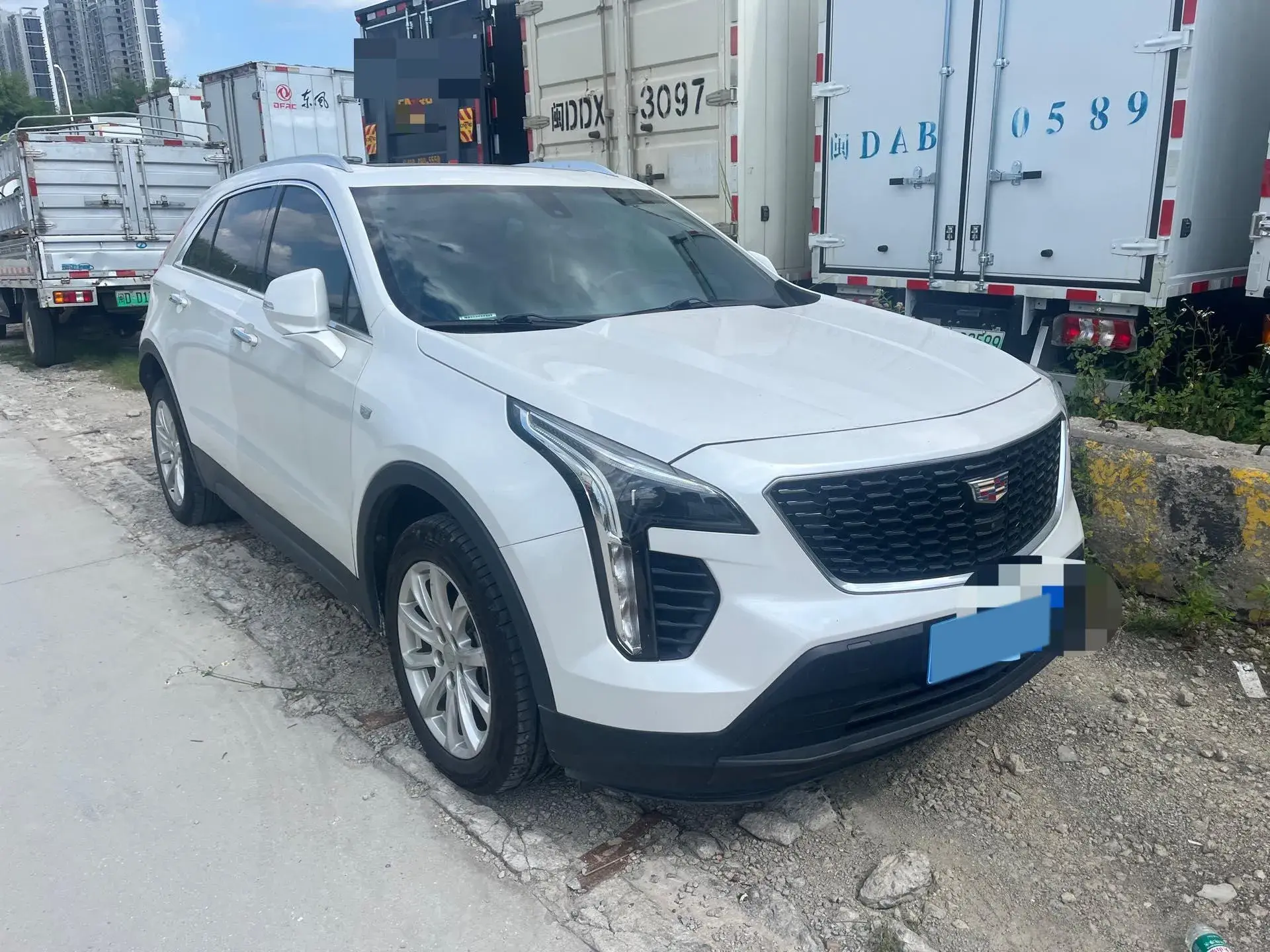 2021 CADILLAC XT4 thumbnail 2