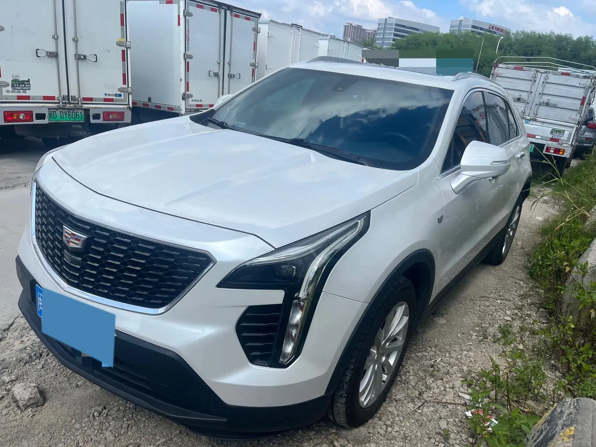 2021 CADILLAC XT4 view 1