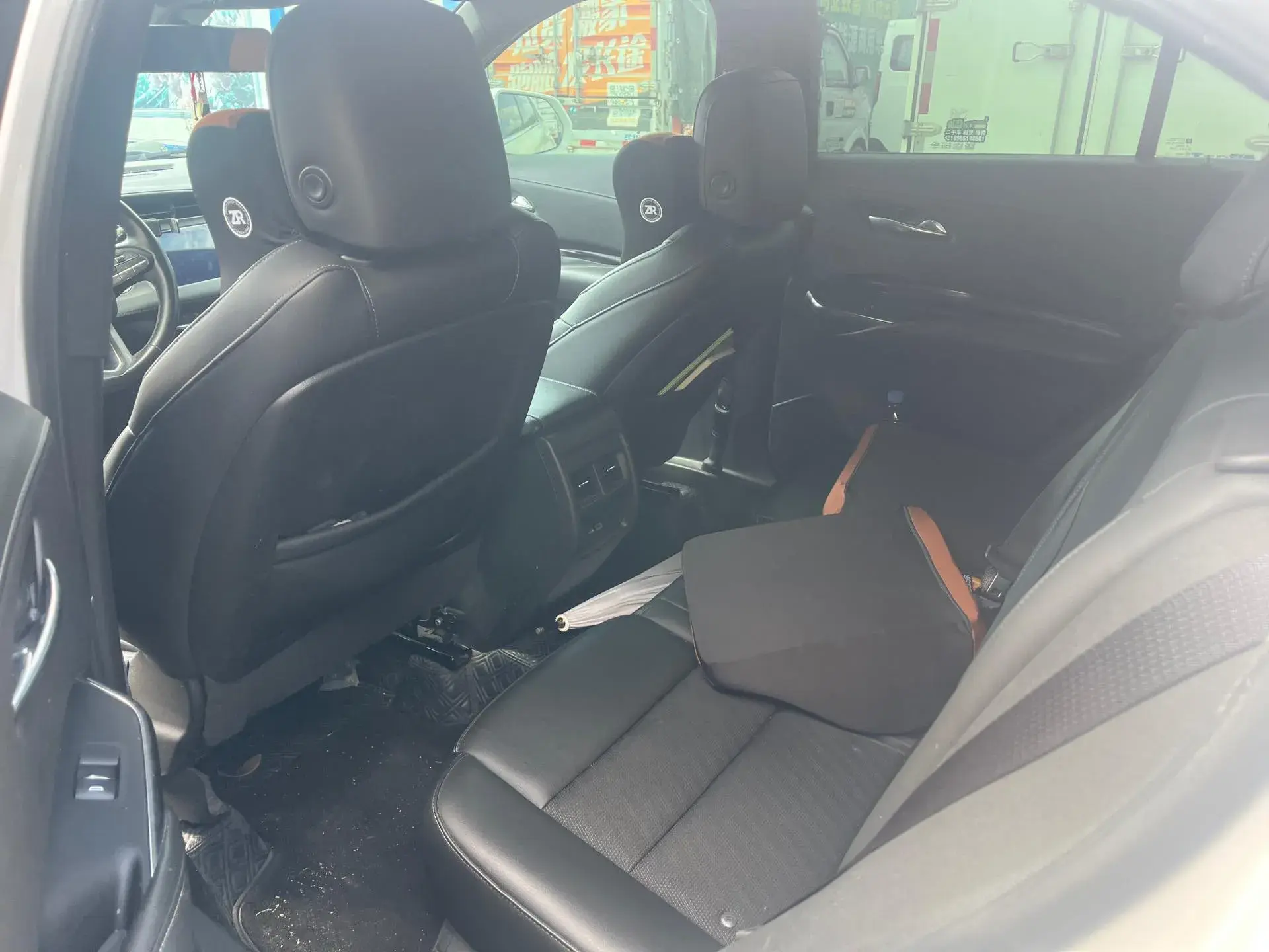 2021 CADILLAC XT4 thumbnail 3