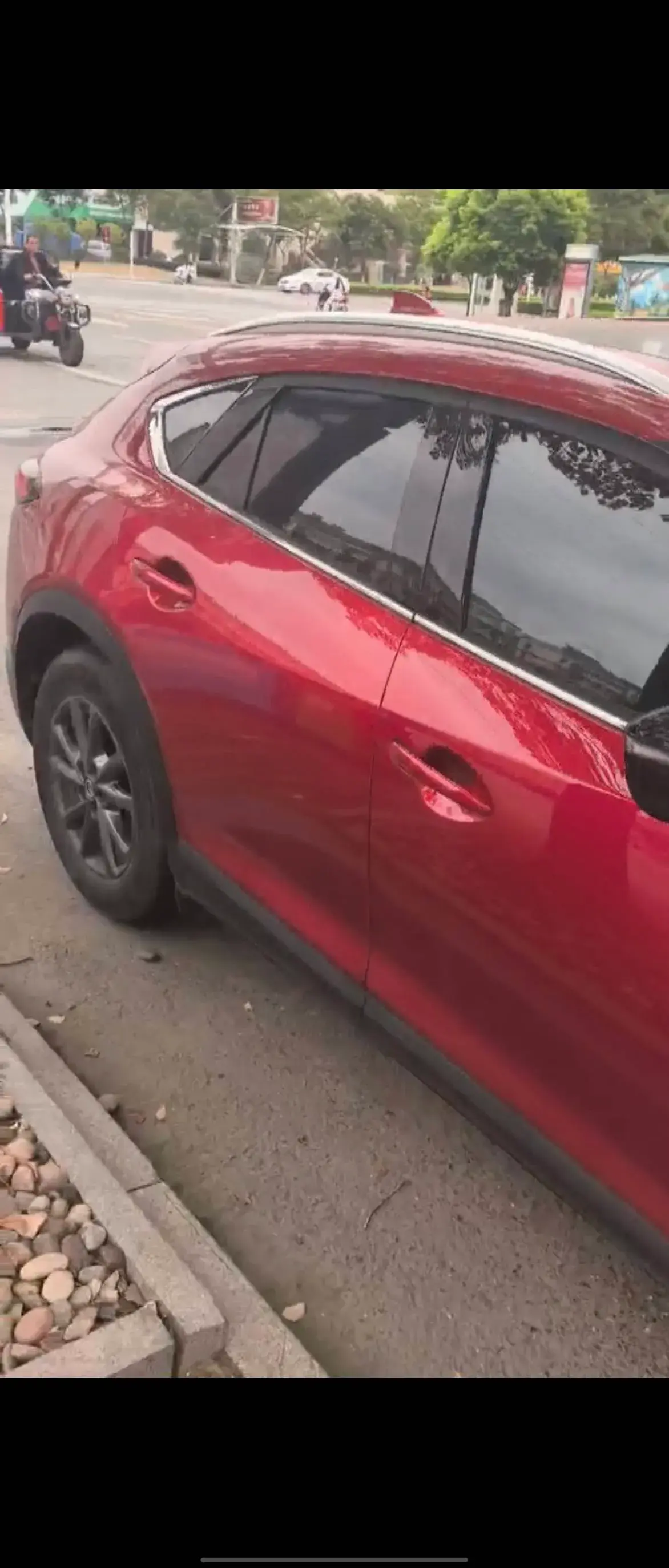 2020 MAZDA CX-4 thumbnail 3